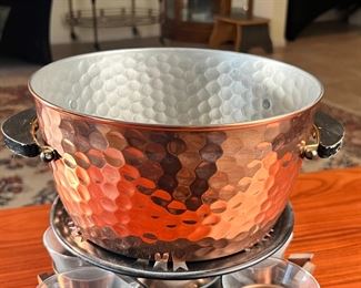 Vintage Hammered Copper Punch Bowl & Cup Set 	7pc	
