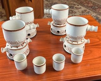 12pc Stoneware Fondue set	12pc	
