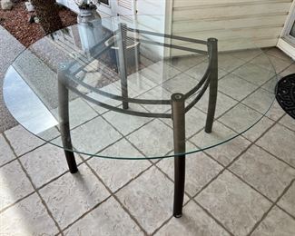 Glass Top Black Frame Table	49.5 x 48in diameter.	
