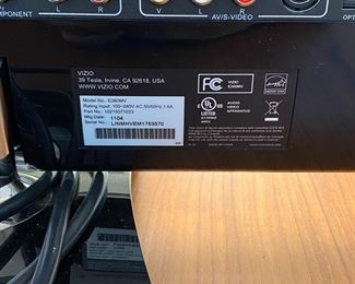 Vizio 26-Inch 1080p LCD TV E260MV	18.5 x 25.5in	
