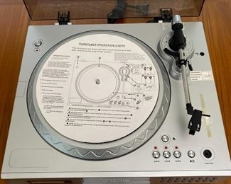 Memorex 2655MMO Turntable, Cassette, CD Player/Recorder, Aux Function With USB-to-PC Recording
