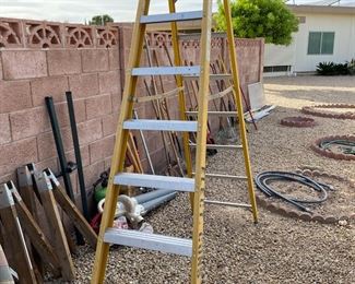8ft Bauer Fiberglass Ladder	8 foot	

