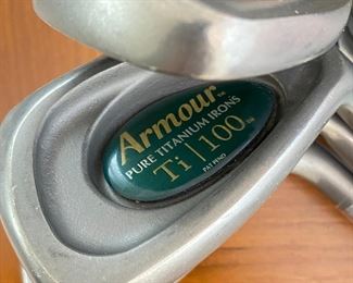 Women's Armour Pure Titanium Irons Ti 100 4-Pc & SW Golf Clubs	8 clubs total 	
