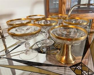 7c Gold Rim Brass Base Chalice	4.5 x 4.5in diameter.	
