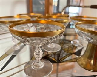 7c Gold Rim Brass Base Chalice	4.5 x 4.5in diameter.	
