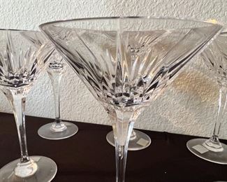 6pc Mikasa Arctic Lights Martini Glasses	6.75 x 4.5in diameter.	

