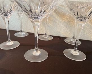 6pc Mikasa Arctic Lights Martini Glasses	6.75 x 4.5in diameter.	
