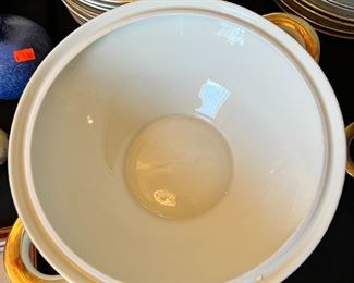 Winterling Roslau Bavaria China Set	38 pieces	
