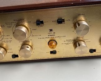 Mermon Hosmer Scott Amp-comes on-lights up