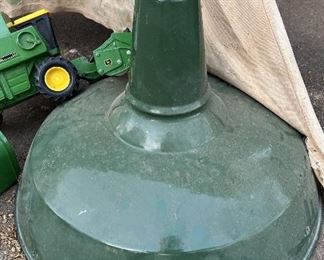 Enamel lighting globe