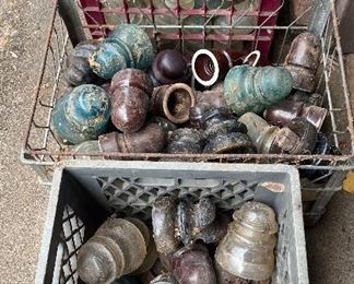 Glass insulator lot