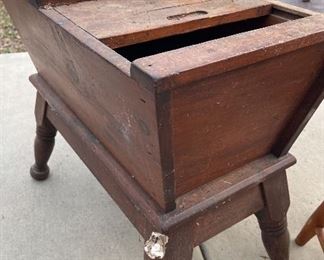 Rustic wood solid wood end table