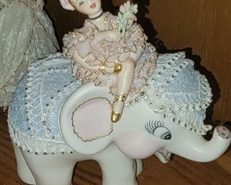 Collectible figurine