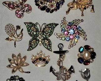 Vintage rhinestone jewelry