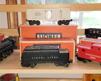 Vintage Lionel train (engine and tender sold)