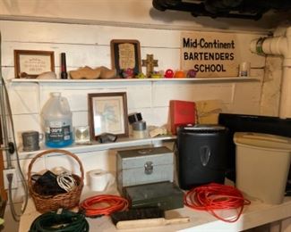 MISCELLANEOUS HOUSEHOLD ITEMS