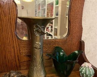 Brass door knob, brass vase, green glass 