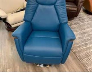 Stressless Max Power Recliner. 