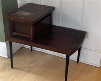 End Table -- Ready for a makeover