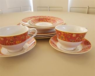 Neiman Marcus China
10 pieces