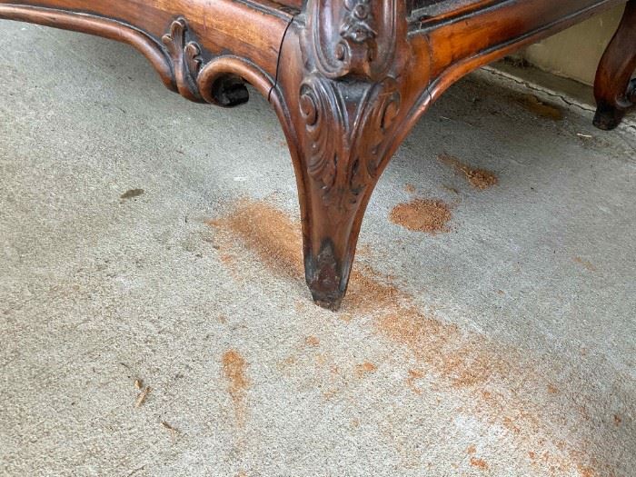 Online Auction! Antiques, Furniture, ETC (6936) starts on 4/5/2023