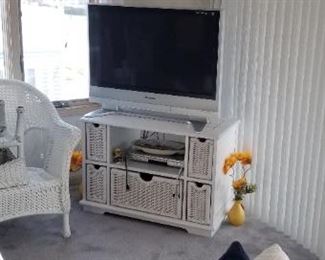 White coastal chic TV stand