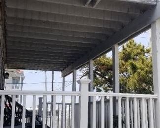 Limited amount of vinyl railing