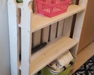 Picket fence shelf