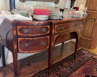 qianlong Chinese lamps pair, French Cabinet , fabulous plates and crystal