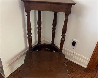 Kneeling Pew