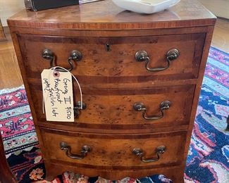 GEORGE III English 19th Century small chest