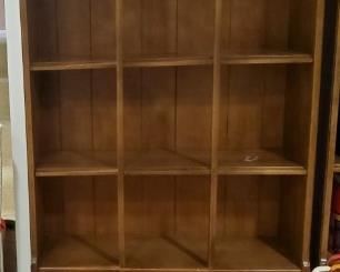 Bookcase with Cabinets (30x16.5x76.24")