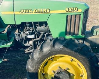 John Deere 5200 Tractor