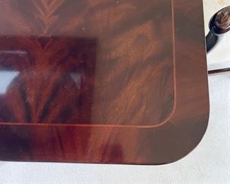 Mt Airy Furniture Dining Table w/8 Chairs and 2 Leaves