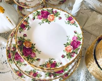 Royal Albert Old Country Roses China