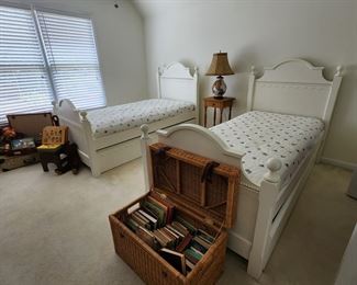 Twin Trundle Beds