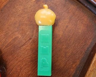 Vintage Rare Witch and Pumpkin Halloween Pez Dispenser--no feet