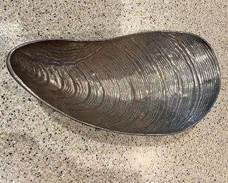 Unique Arthur Court dish 