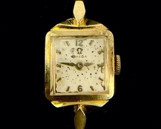 Fine 18K Yellow Gold Omega 17 Jewel 244 Movement Mechanical Ladies Wristwatch