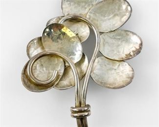 Fine Ilaria 950 Silver Hand Hammered Arts & Crafts Leaf Brooch