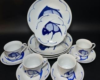 Vintage Cobalt Blue Koi Fish Serving Bowl Hand Painted Chinese Porcelain