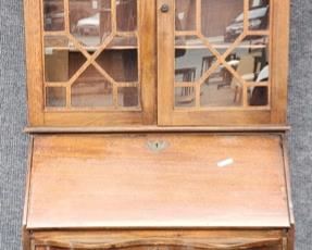 20th Century Serpentine Front Secretary Bookcase Chippendale Style 