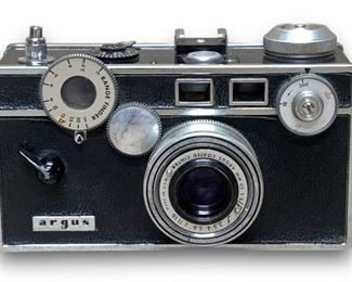 Vintage Argus 50mm C3 Rangefinder Film Camera w/ Original Leather Carrying Case