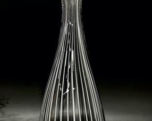 Kosta Boda Vicke Lindstrand Vase 