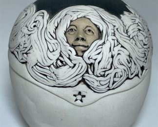 Vintage Jude Holdsworth Native American Art Pottery Face Moon & Sky round trinket Box