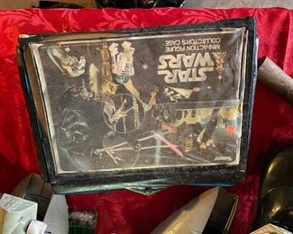 Star Wars figurine box.