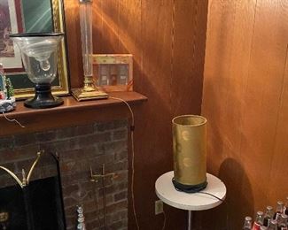 Fireplace setting goods.