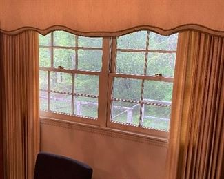 The carpet does match the drapes.