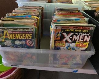 1000's of comics.