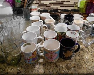 mugs 1 $ each